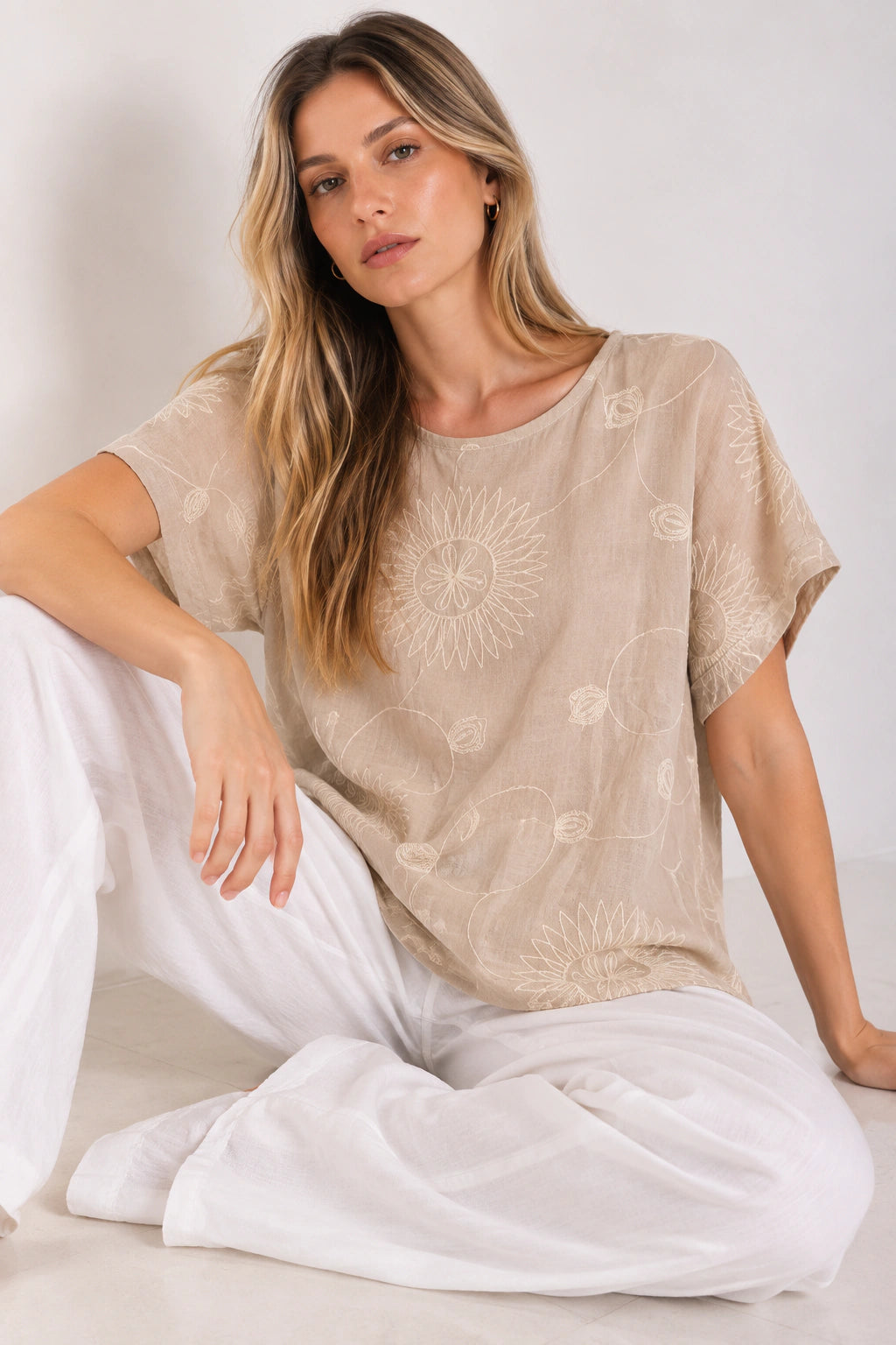 Blusa Bordada CAMELIO