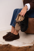 Mocasines Urban – cuero gamuzado con estilo contemporáneo