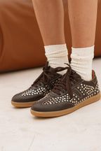 AK8=SI(B2<>"",B2&" - Nala Shoes","")