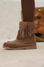 Botas de cuero con flecos y tachas "Estambul" - Nala Shoes