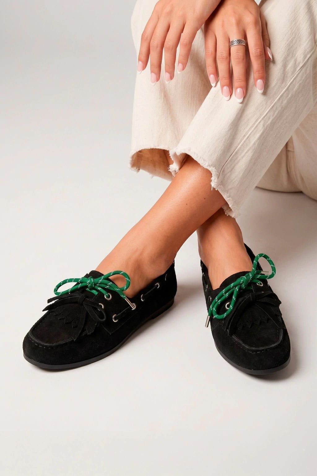 Berna – mocasines acordonados en cuero vacuno gamuzado