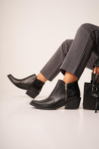 Botinetas "Lima" elegancia y versatilidad en cuero genuino - Nala Shoes