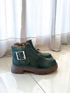 AK8=SI(B2<>"",B2&" - Nala Shoes","")