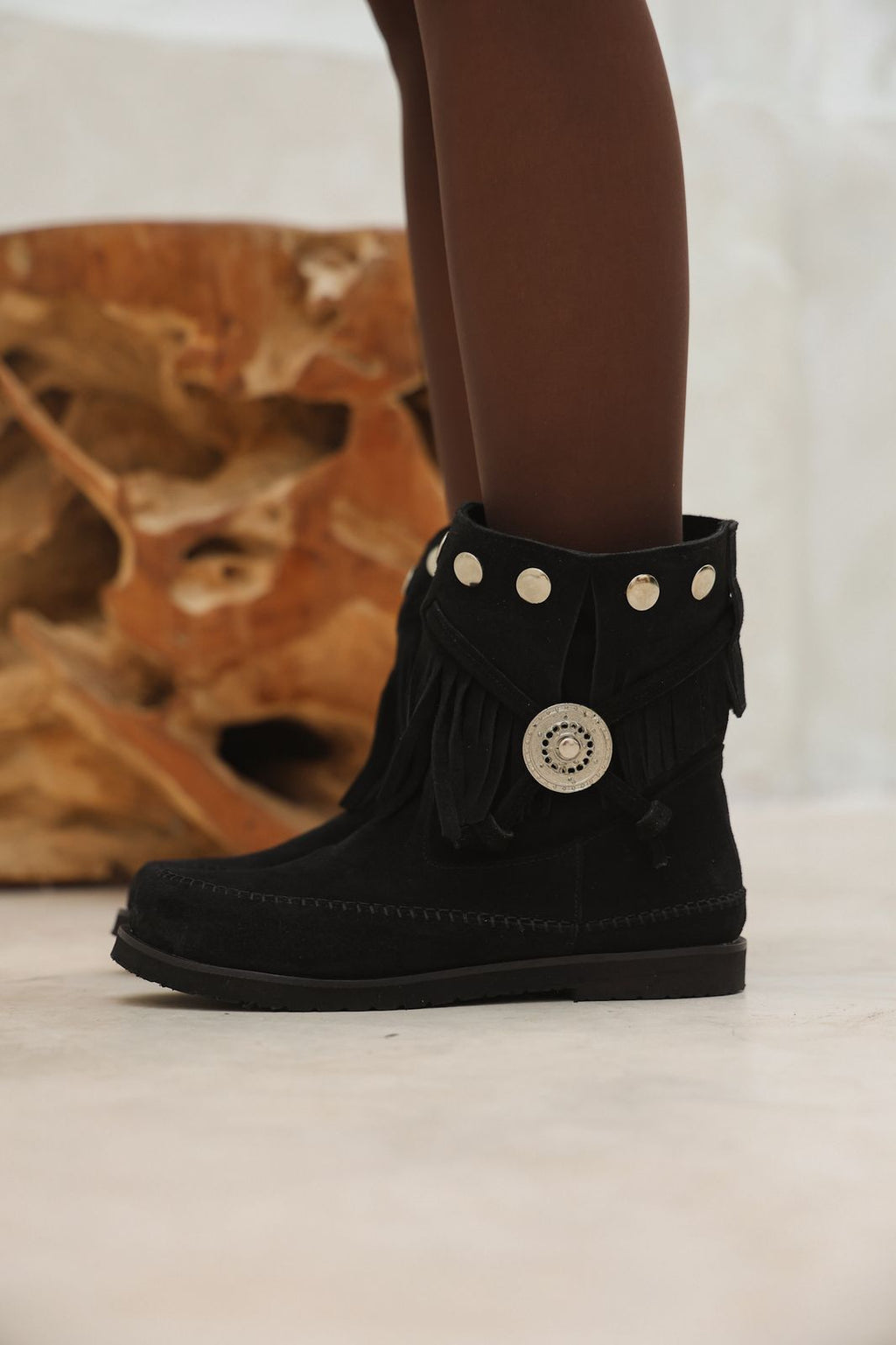 Botas de cuero con flecos y tachas "Estambul" - Nala Shoes