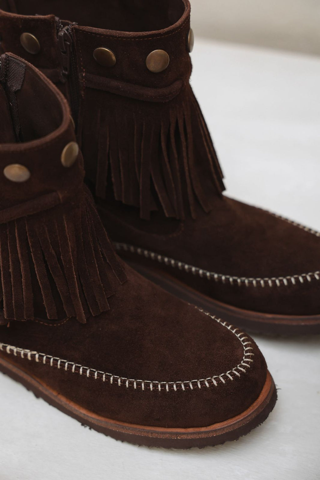 Botas de cuero con flecos y tachas "Estambul" - Nala Shoes