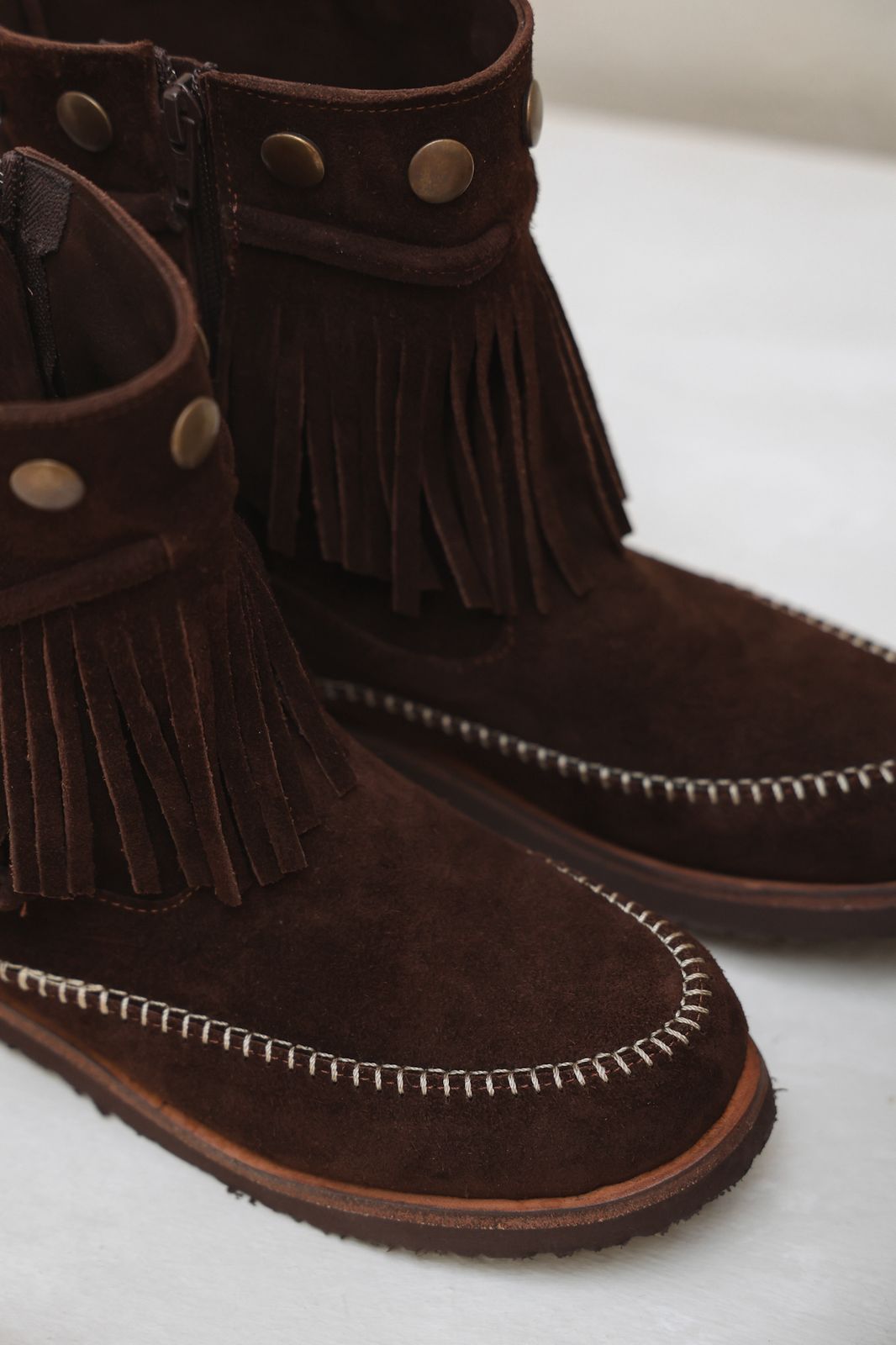 Botas de cuero con flecos y tachas "Estambul" - Nala Shoes