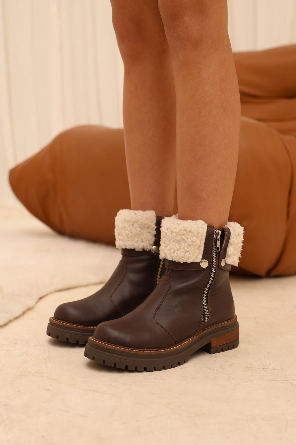 Botas con corderito "Solange" - Nala Shoes