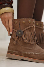 Botas de cuero con flecos y tachas "Estambul" - Nala Shoes