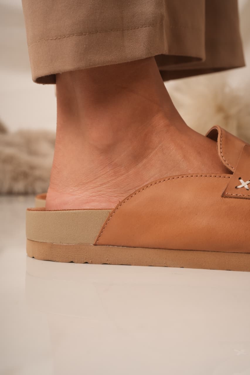 Zuecos fabricados en cuero "Rachy" - Nala Shoes
