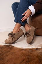 Mocasines Urban – cuero gamuzado con estilo contemporáneo