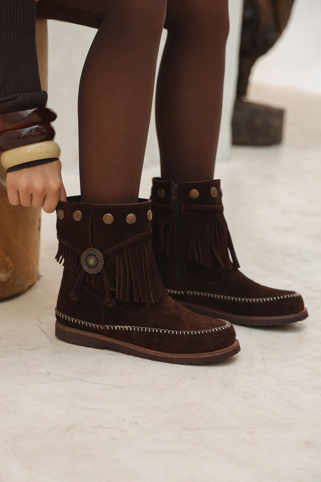 Botas de cuero con flecos y tachas "Estambul" - Nala Shoes