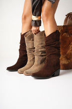 DAI – Botas Texanas en Cuero Gamuzado -  "Nala Shoes"