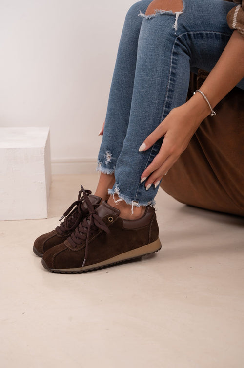 Antonella - la zapatilla de cuero - Nala Shoes