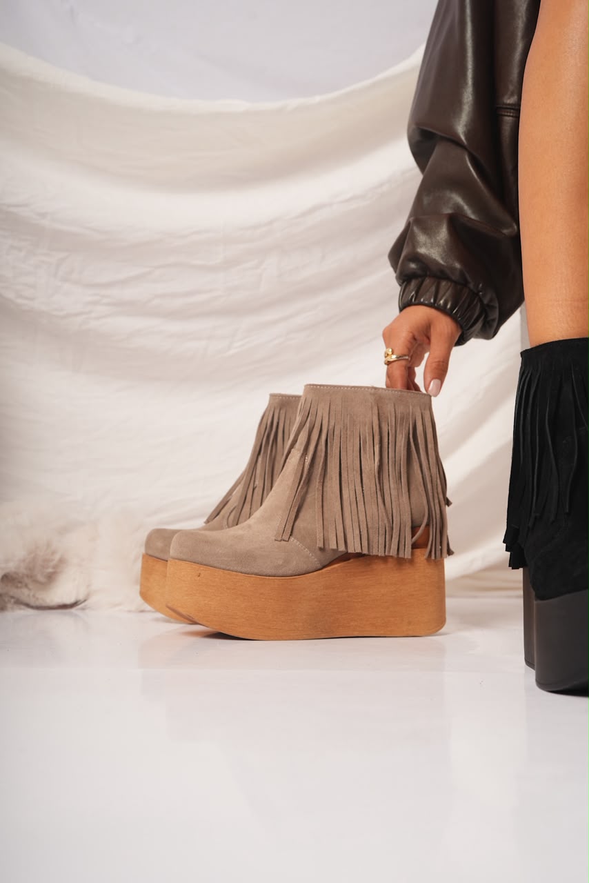Botas de plataforma con flecos "Lali" - Nala Shoes