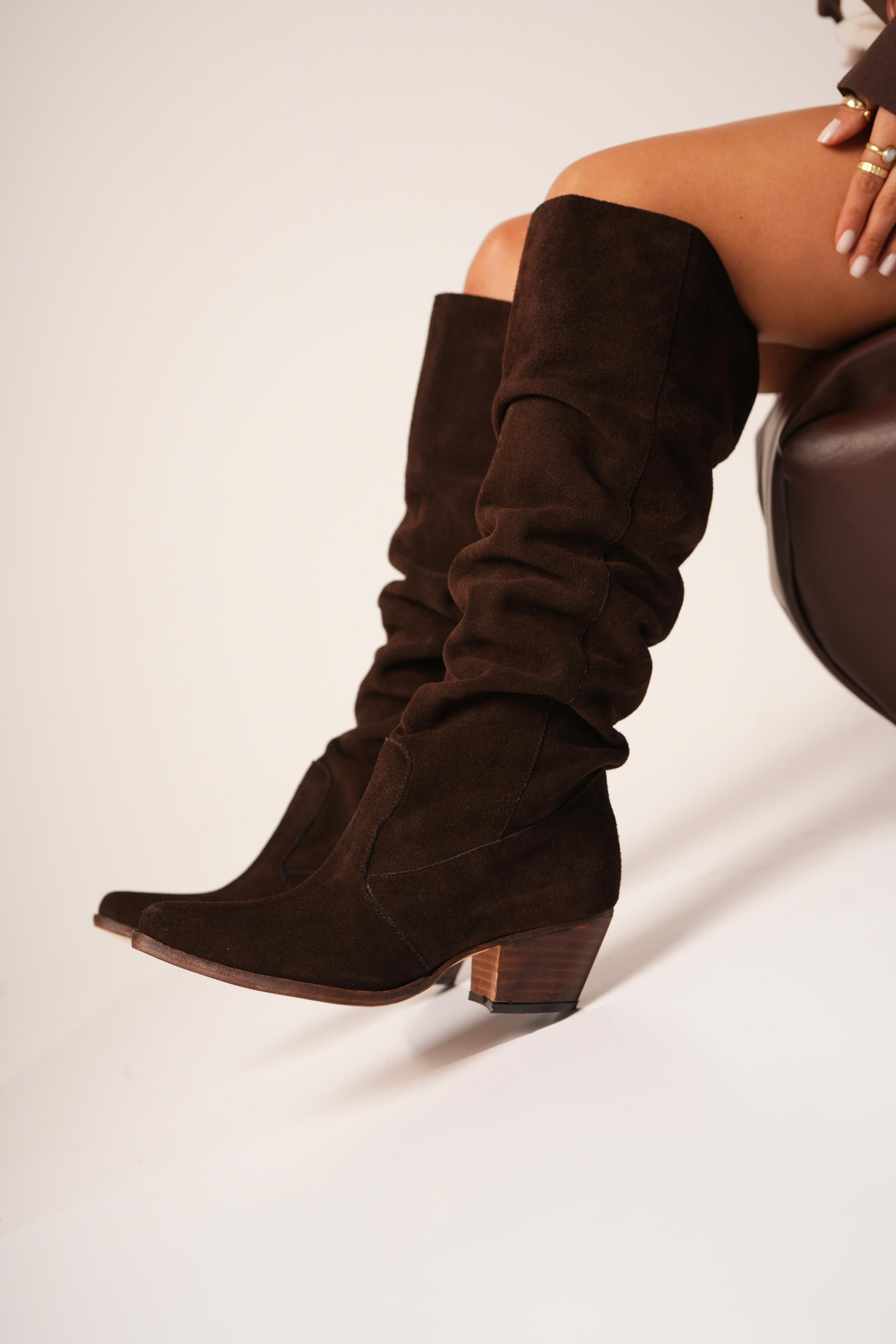Amel Botas Texanas en Cuero Gamuzado Marrón - "Nala Shoes"